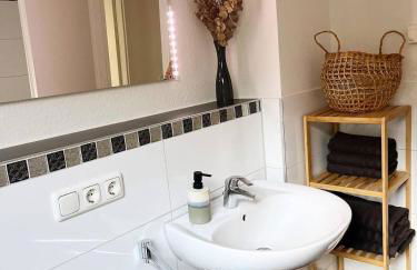 Stilvolleauszeit mit Garten - 15 min bis Köln - Foto 8