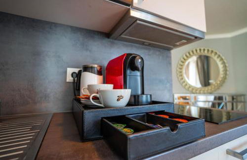 Boardinghouse City Home - Living - Photo 48