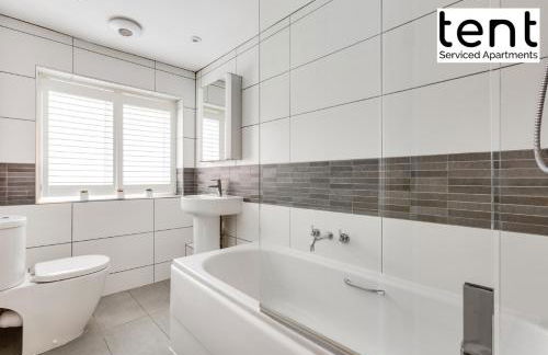 COZY 2 BED Apt, town centre, pkg, perfect for long stays - Foto 8