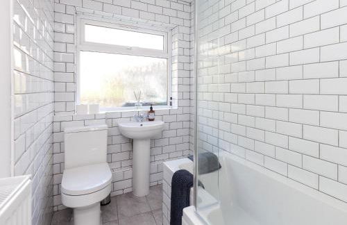 Alberts Cottage - Photo 12