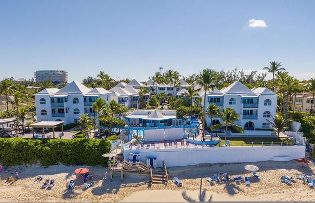 Deluxe Sea View Villas at Paradise Island Beach Club Resort - Foto 36