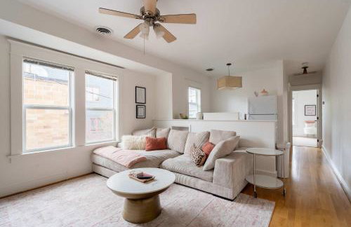 The Bohemian Spirit - Live Music, Eateries & Bars - Foto 5