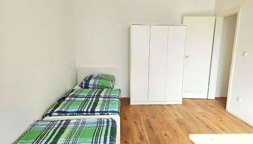 Work & Stay Apartments in Leverkusen - Foto 2, wardrobe