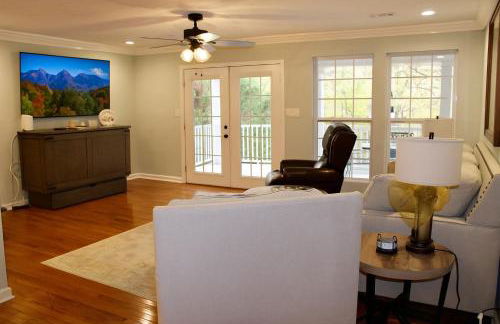 Riverfront Retreat - Foto 44