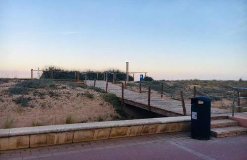 Apartamento al lado del Mar. Recién reformado. - Foto 38