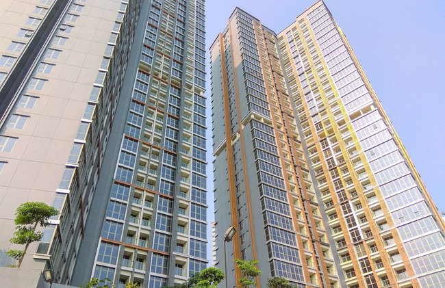 Comfortable And Minimalist 2Br At Gold Coast Apartment - Foto 29