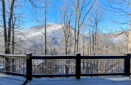Serene Green - Views, Hot Tub, Skiing, Tubing, Gas Fireplace - Foto 11