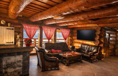 Luxury Family Lodge - Pool, Spa & Tennis Paradise - Photo 6