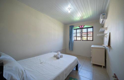 Casa Costeira 3Q perto da praia by Achei - Foto 9