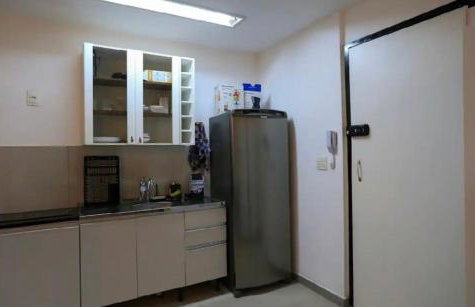 02 - ESTÚDIO NA SAVASSI com Wi-fi, TV, Vaga de garagem, Cozinha completa - Foto 8