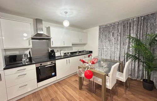 Luxury Stay Longer Sleeps 6 FreeParking FreeGym Terrace - Foto 5