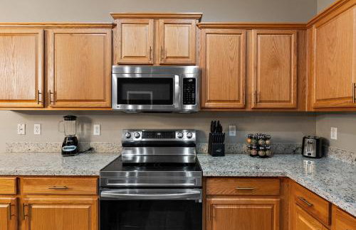 Mountain View Retreat Pool, Firepit Pool table Fun - Foto 11