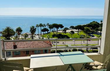 Cote d’Azur Charm, Studio Apartment with panoramic seaview in Nice - Foto 5