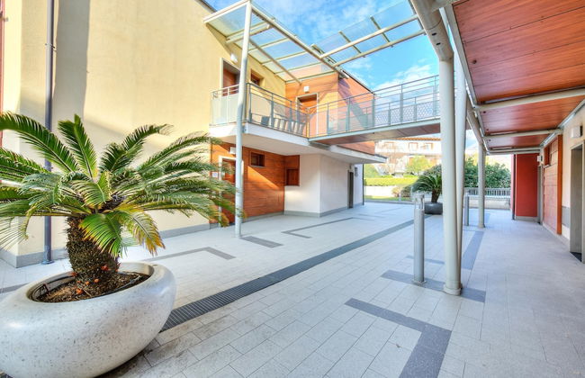 The Peace Of The Lake - Photo 19