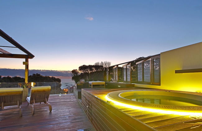 Sea View 3bed Apt w Pool Near Beaches Glen Sunsets - Foto 12