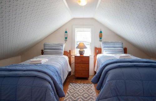 15556 - Walk to Skaket Beach or Bike to Rail Trail w Outdoor Shower SUP Board Ping Pong Table - Foto 22