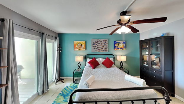 Coastal Cozy and a View by Silver Sands Vacation Rentals - Foto 5, Servicios del alojamiento