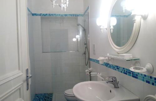 villa Anna Silvia Makari fiction rai 1 Casa Saverio La Manna - Foto 32