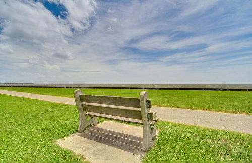 Eclectic Mandeville Home Walk to Lakefront Park - Foto 33