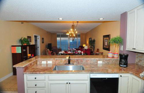 Beachfront Bliss Absolute Gulf Front 2 Bedroom Condo - book now for Spring 2026 - Foto 18