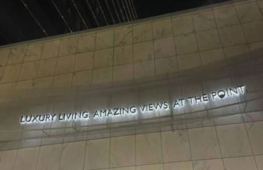 Luxury Apt at the Point Easy Access To and From Downtown 24-7 Parking - Foto 7