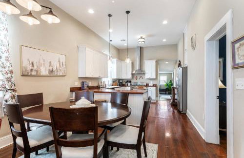 Renovated Historic 4BR House Near Magazine St & Uptown - Photo 3