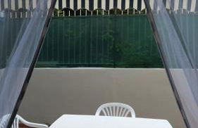 Karina, to the beach with terrace and private parking - Foto 20