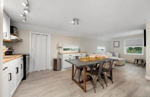 Whitewater The Genoa on Oneida Lake Sleeps 8 - Photo 11