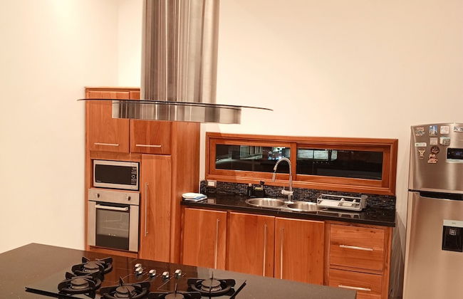 Galapagos Coliving Ecuador Casa Tuna - Photo 16