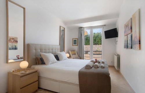 Praia Areia Branca - Foto 11