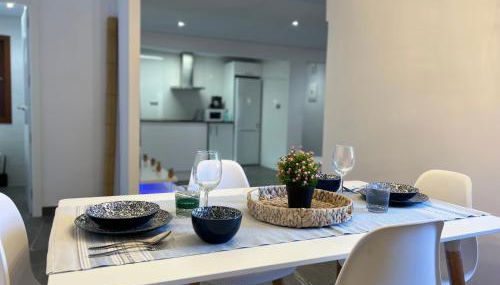 Apartamento espacioso de diseño a 3 min RENFE. - Photo 4