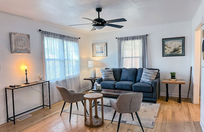 Affordable 2BR Getaway Near Plaza District Lilac1 - Photo 6