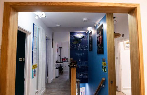 ApArt 2 Luxury 3BR Apartment Free Parking Sleeps 6 - Foto 40