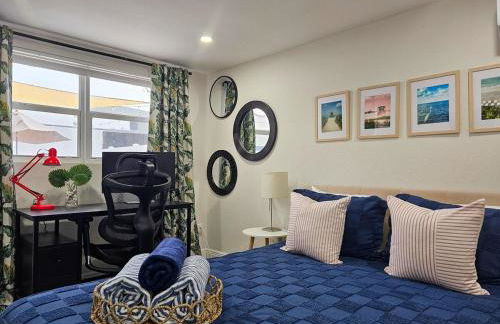 The Ruby - Hot Tub - King beds - Close to LMC - Foto 36