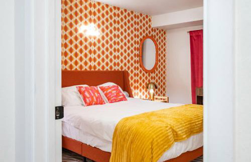 Stylish House with Hot Tub, Fire Pit Pool table near Denver - Photo 6