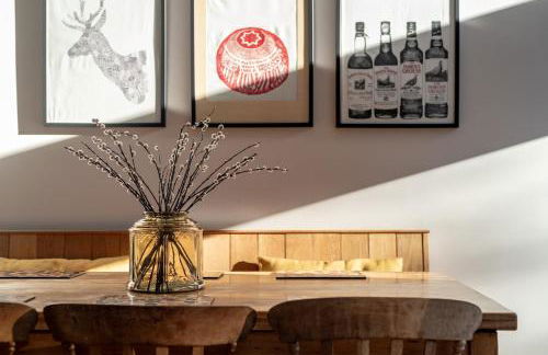 Scenic Oaklodge with wood burner - Photo 16