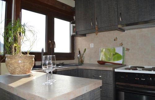 Home Suites - Photo 56