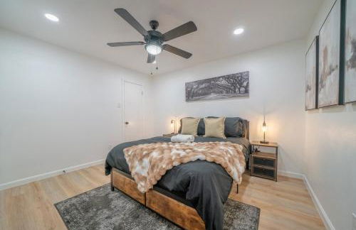 DT DFW Chic Free Parking and Pool In Medical District - Foto 8