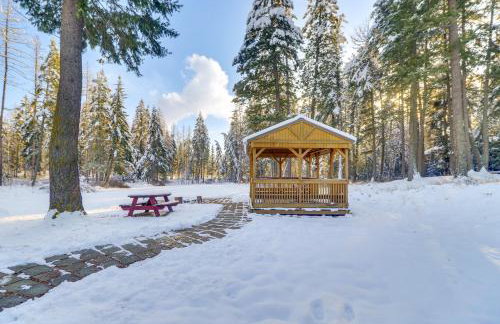 Columbia Falls Private Retreat Pool Table and Deck! - Foto 25