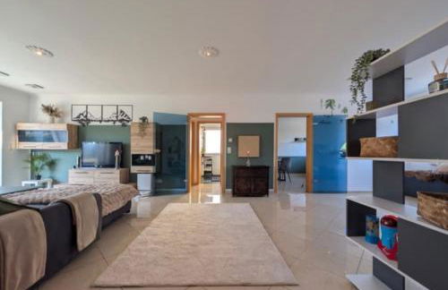 Familienwohnung mit Whirlpool Badewanne und Balkon - Foto 2