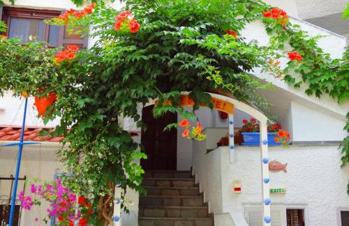 Haus Niko Apartments and Suites - Foto 34