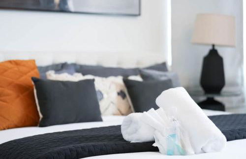 Modern Rooftop Townhome w Hot Tub & Skyline Views - Photo 63