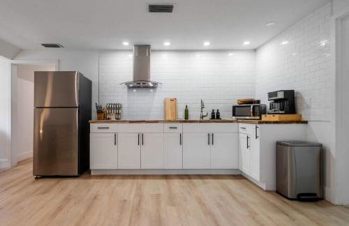 Rhythm at The Key - 1mi to UF & DT , Full Kitchen - Foto 12