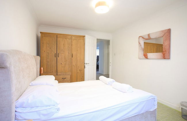 Business Park Lodge by Paymán Club - Photo 12