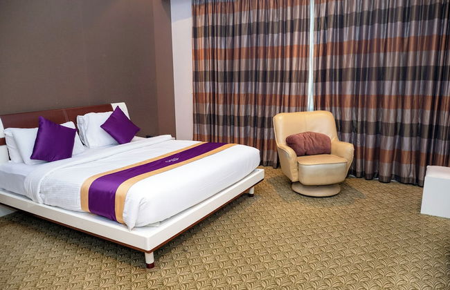 ONE PAVALION - Photo 5