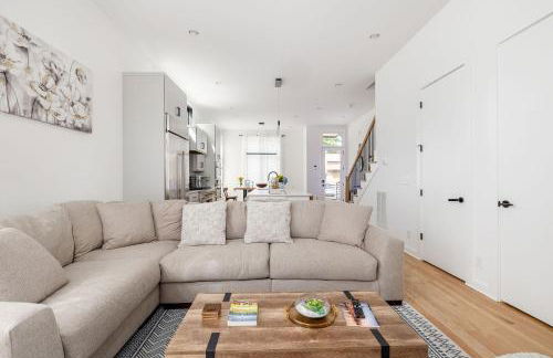 Extra Spacious 4 Bed / 4.5 Bath Music Row Home - Foto 13