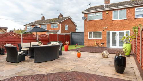 Triumph House - Foto 4, Garden view