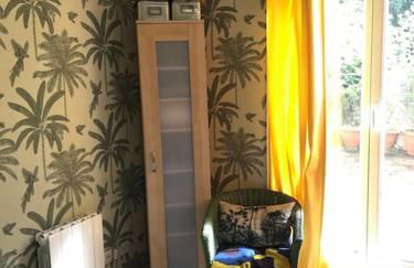 Calme et terrasse arborée en centre ville - Foto 4