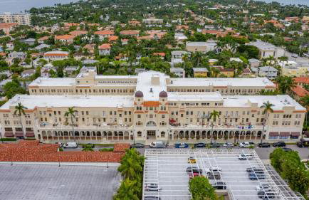 Palm Beach Island Condominiums - Photo 1