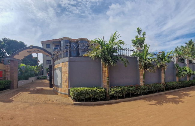 Eric Wilkins Apartments - Photo 1